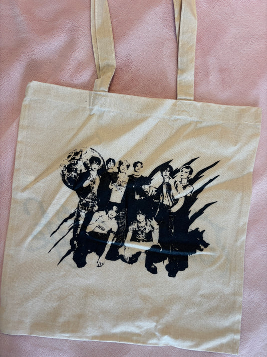 Wolf type tote